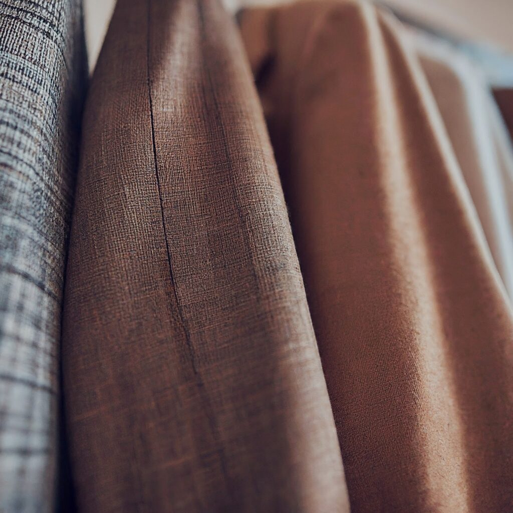 How to Master Men’s Apparel in the USA: A Style Guide